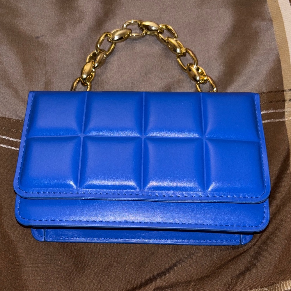 SHEIN Royal Blue Quilted Clutch with Gold Chain
